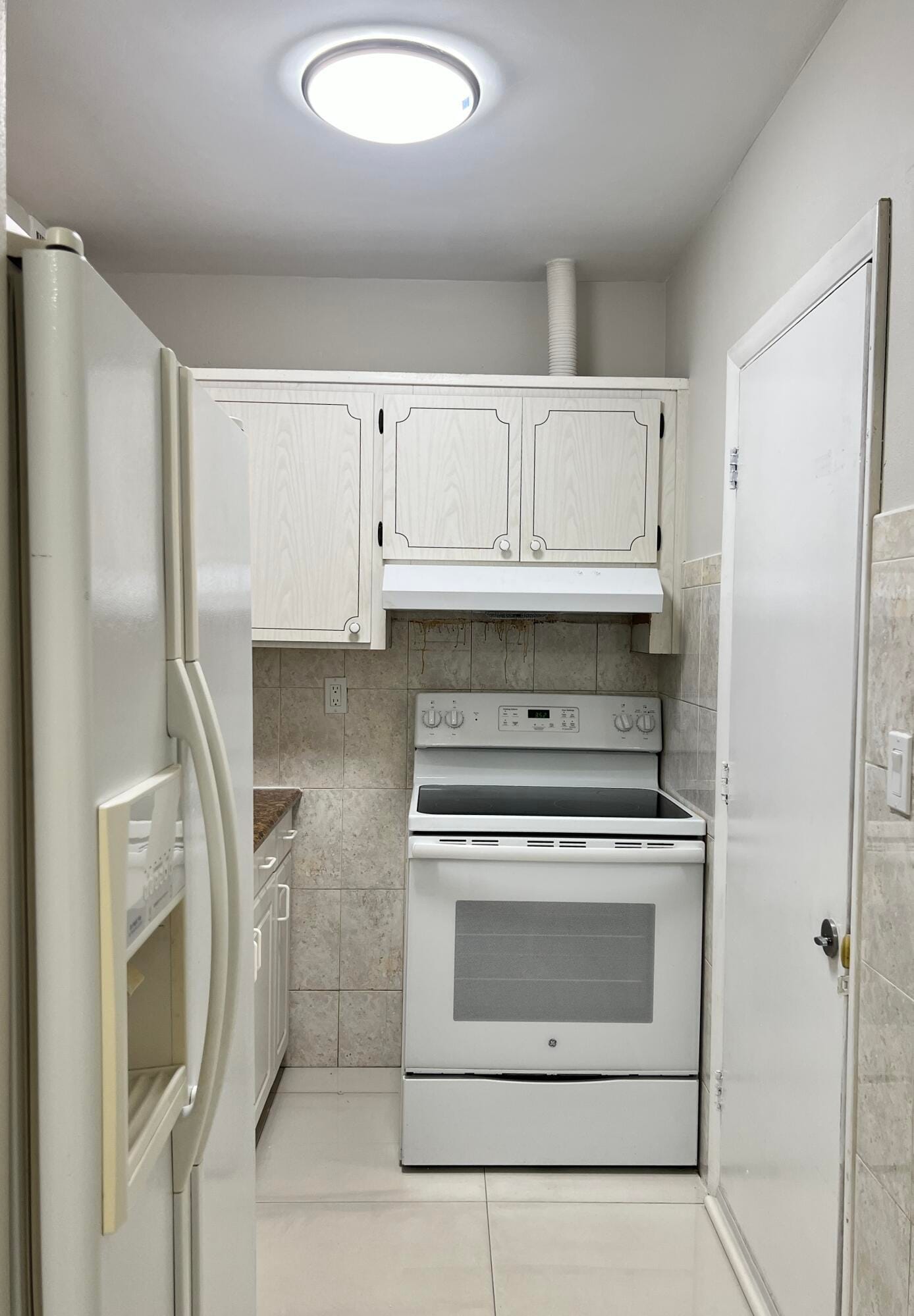 3550 NW 8th Avenue 404 — photo 12