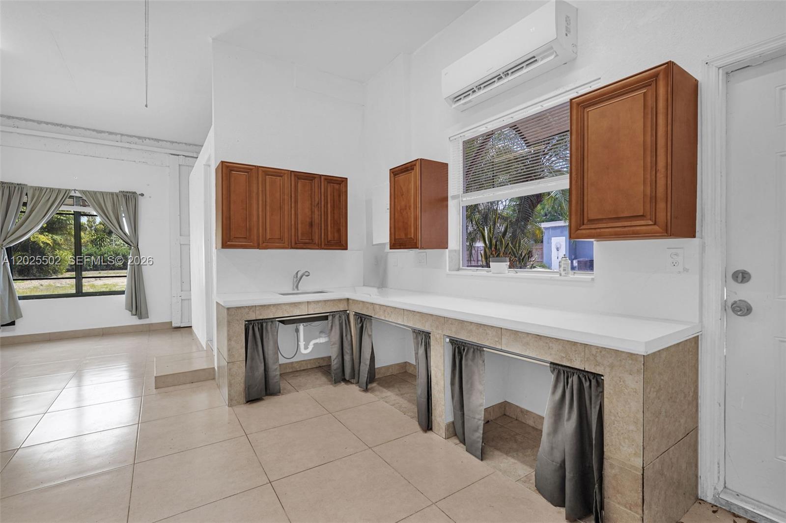 14500 NE 2nd Avenue 2, Miami, FL 33161, Miami