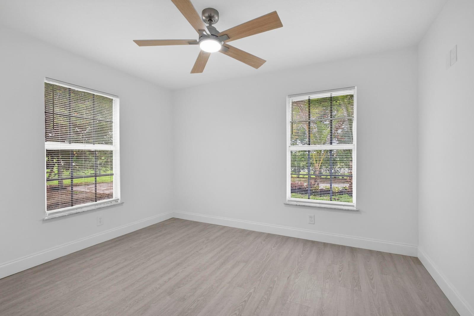 12691 N 40th St Street N, The Acreage, FL 33411 photo 19