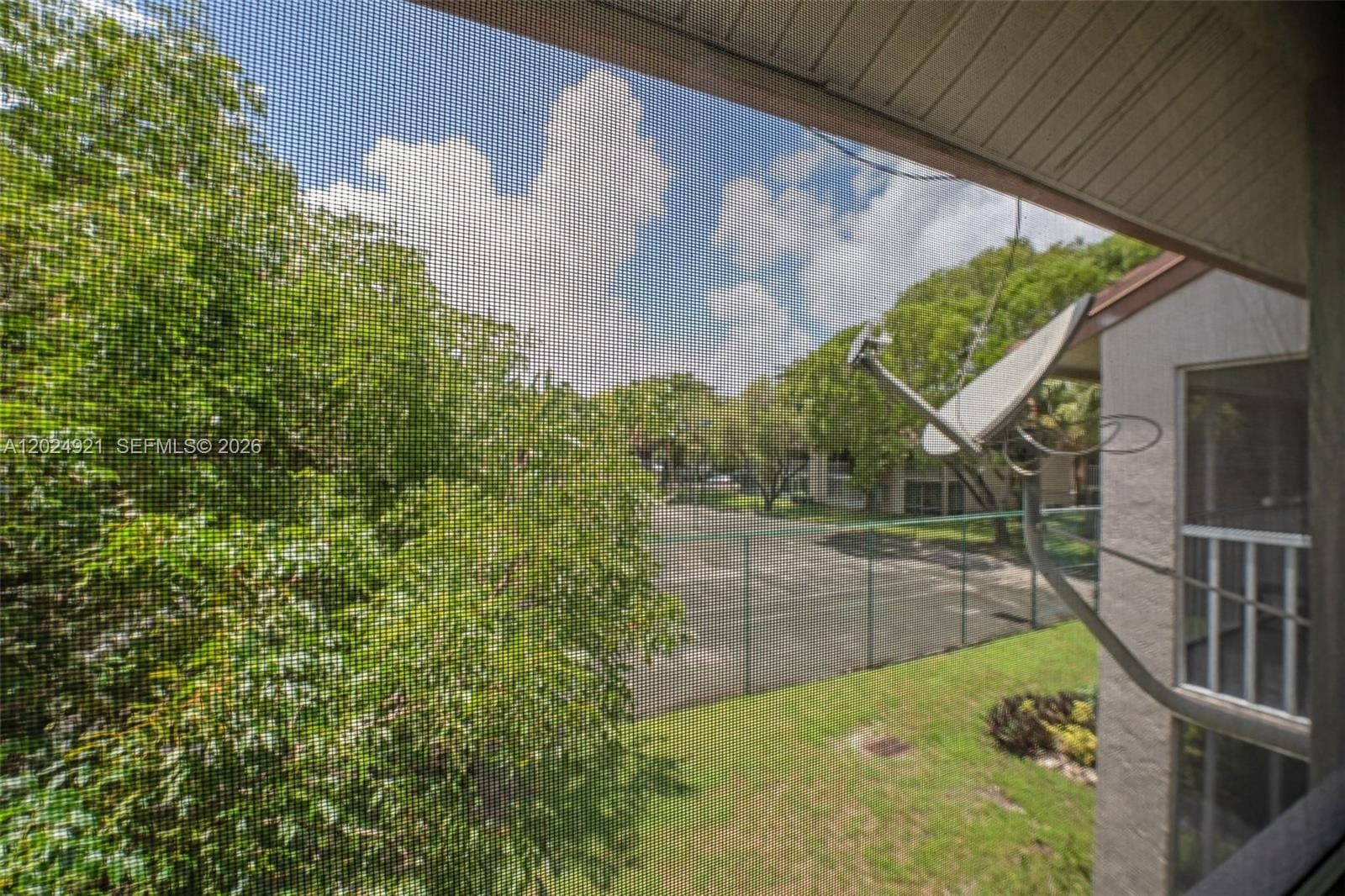 14018 SW 91st Terrace 14018, Miami, FL 33186 photo 13