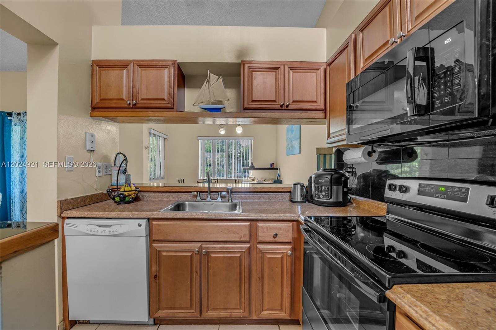 14018 SW 91st Terrace 14018 — photo 4