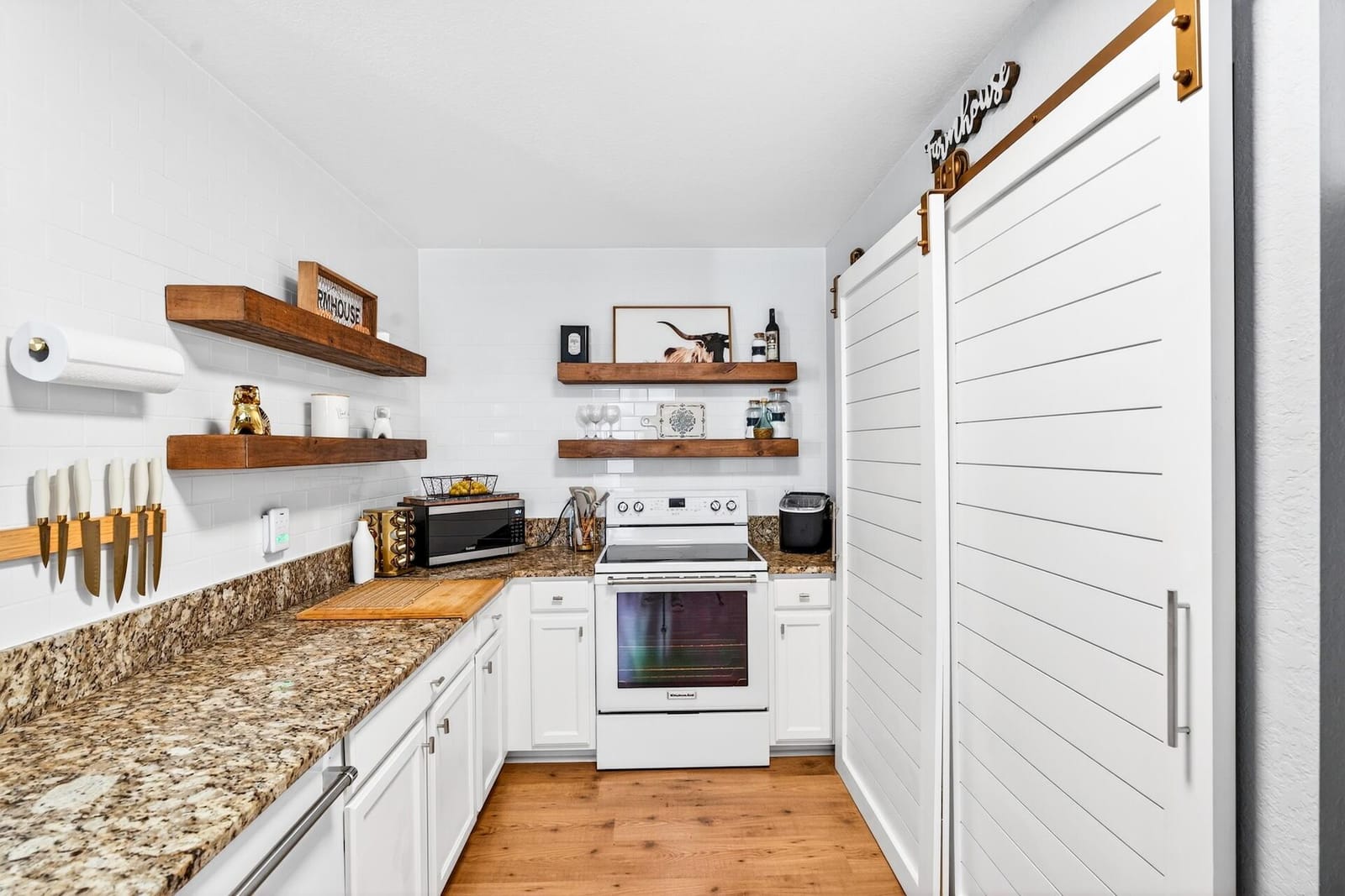 4680 Mimosa Place 805 — photo 9