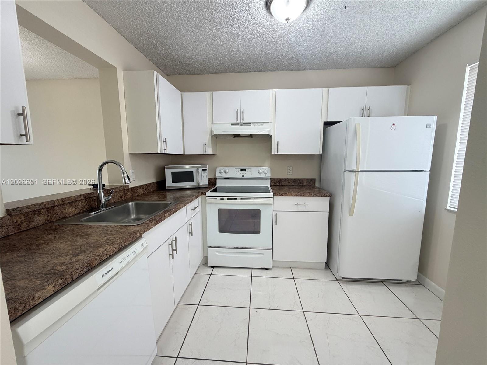 8610 N Sherman Circle 407 — photo 5