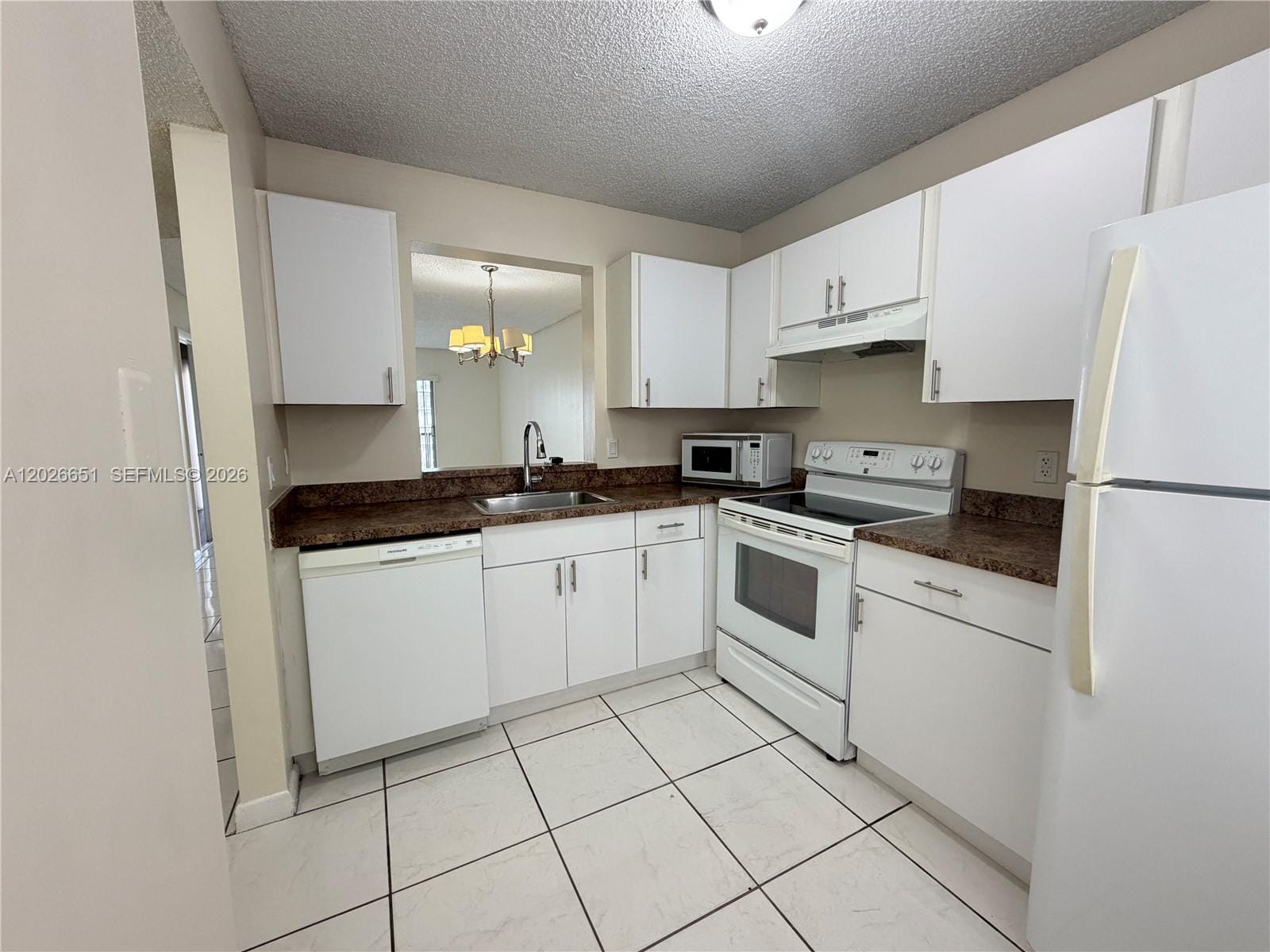 8610 N Sherman Circle 407 — photo 6