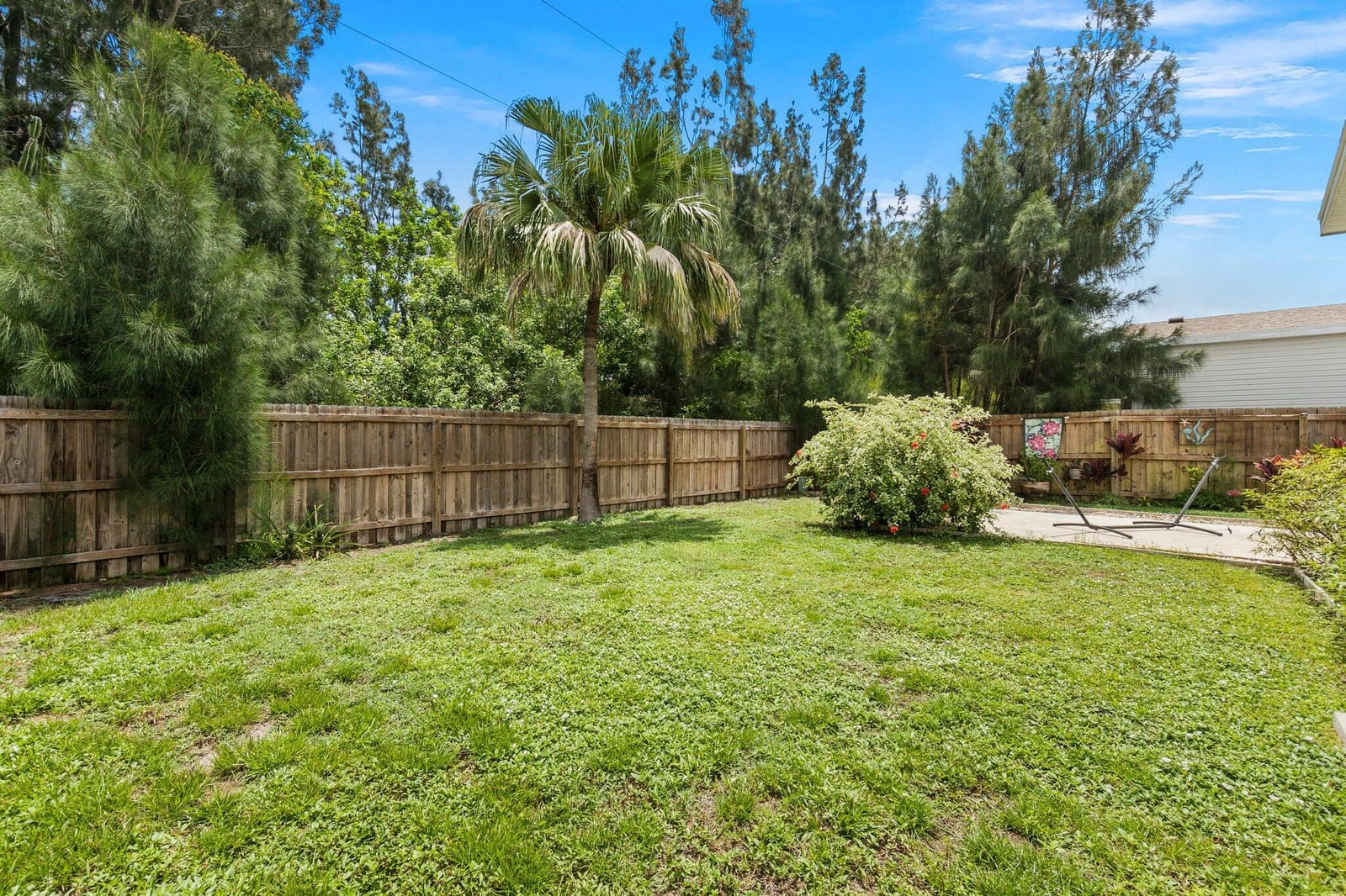 8011 SE Skylark Avenue, Hobe Sound, FL 33455 photo 25