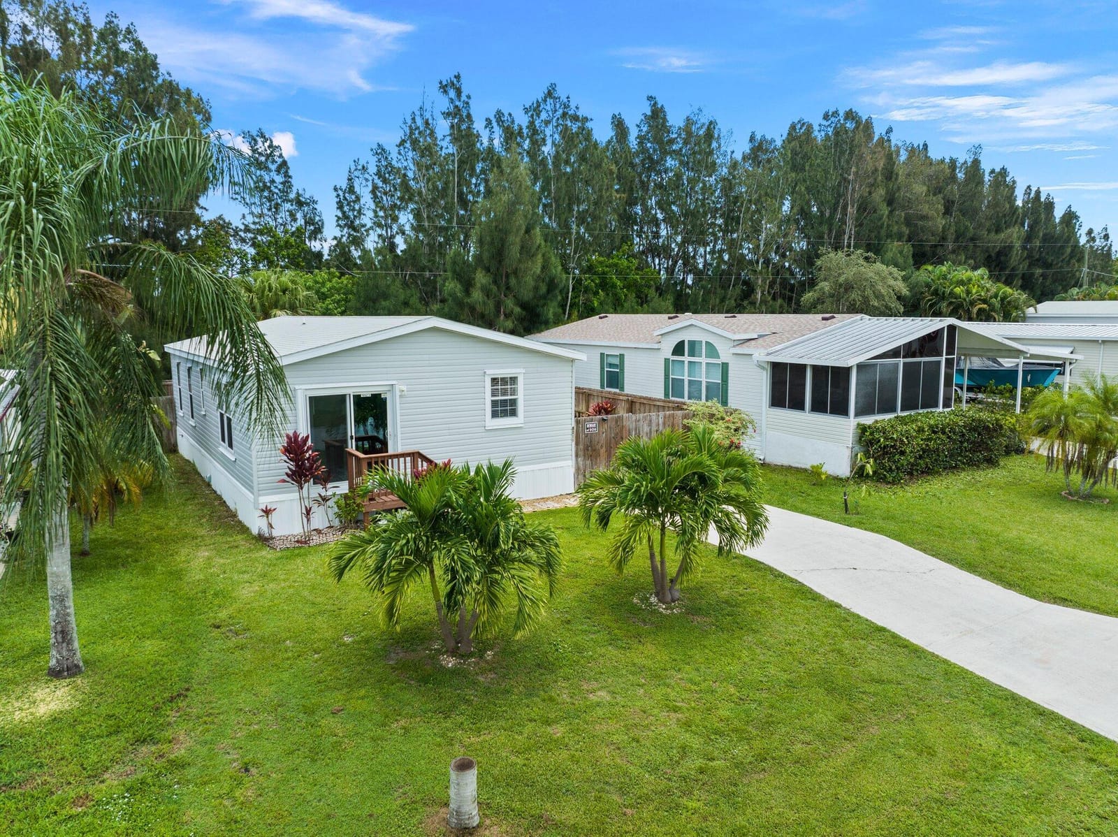 8011 SE Skylark Avenue, Hobe Sound, FL 33455 photo 28