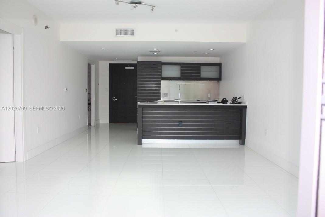 200 Biscayne Boulevard Way 4211, Miami, FL 33131, Miami