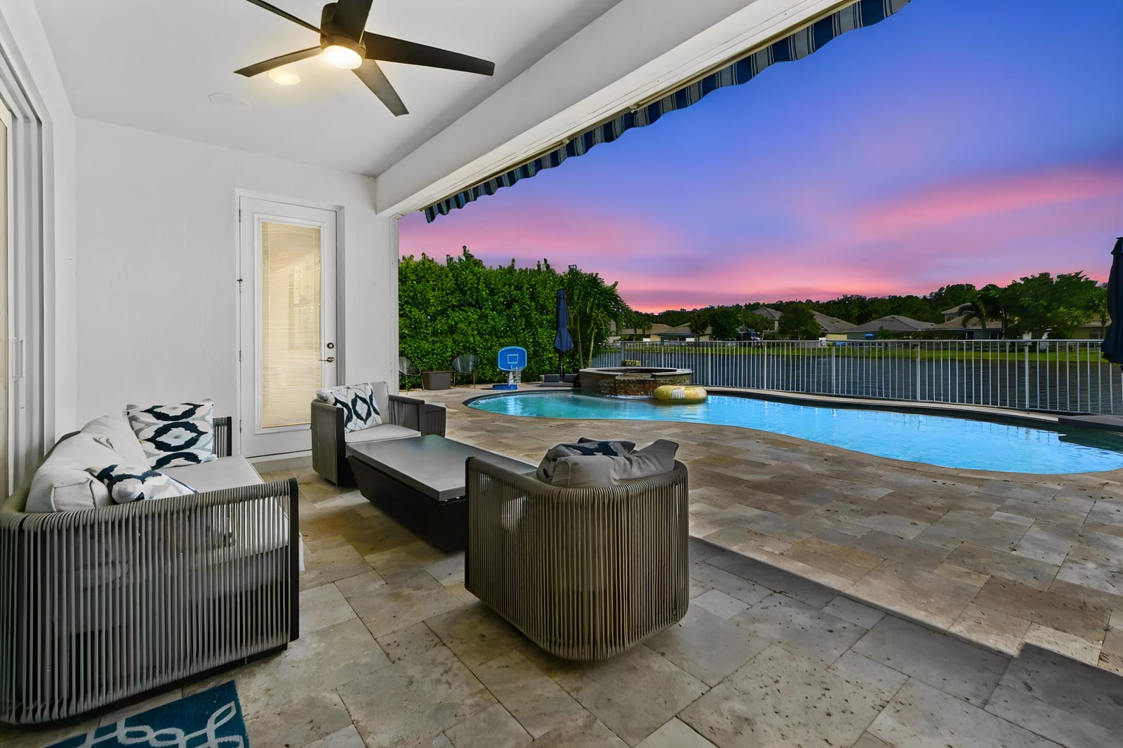 9526 Wrangler Drive — photo 4