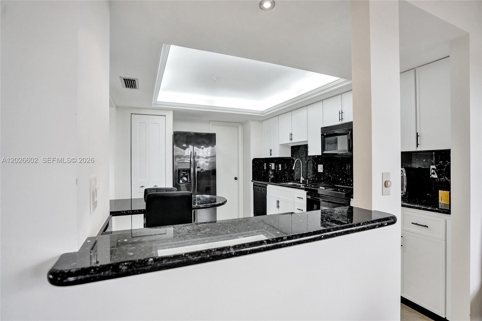 501 N Riverside Drive PH2 — photo 6