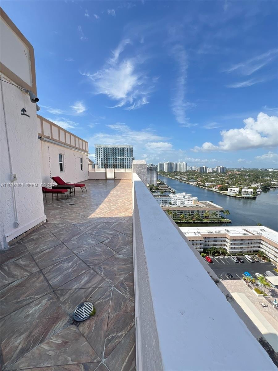 1865 S Ocean Drive 21A, Hallandale Beach, FL 33009 photo 2