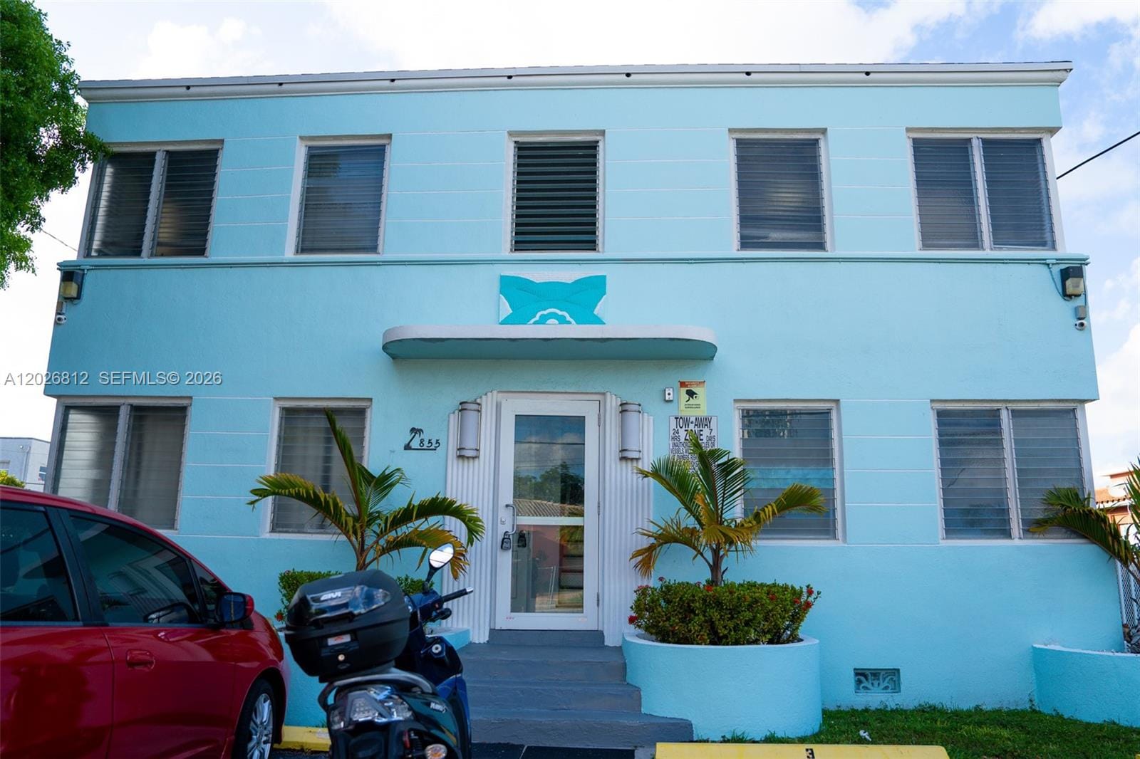 855 SW 7th Street, Miami, FL 33130