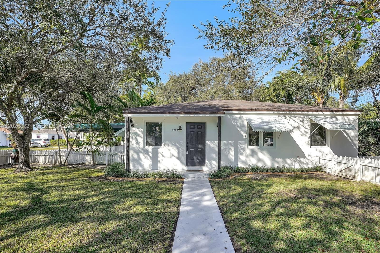 5985 SW 41st Street Front — photo 4