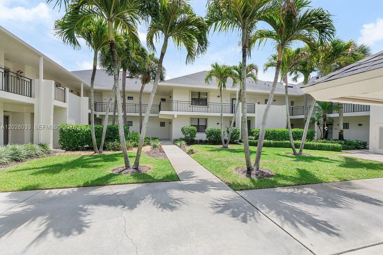 10411 SE Terrapin Place 203 — photo 3