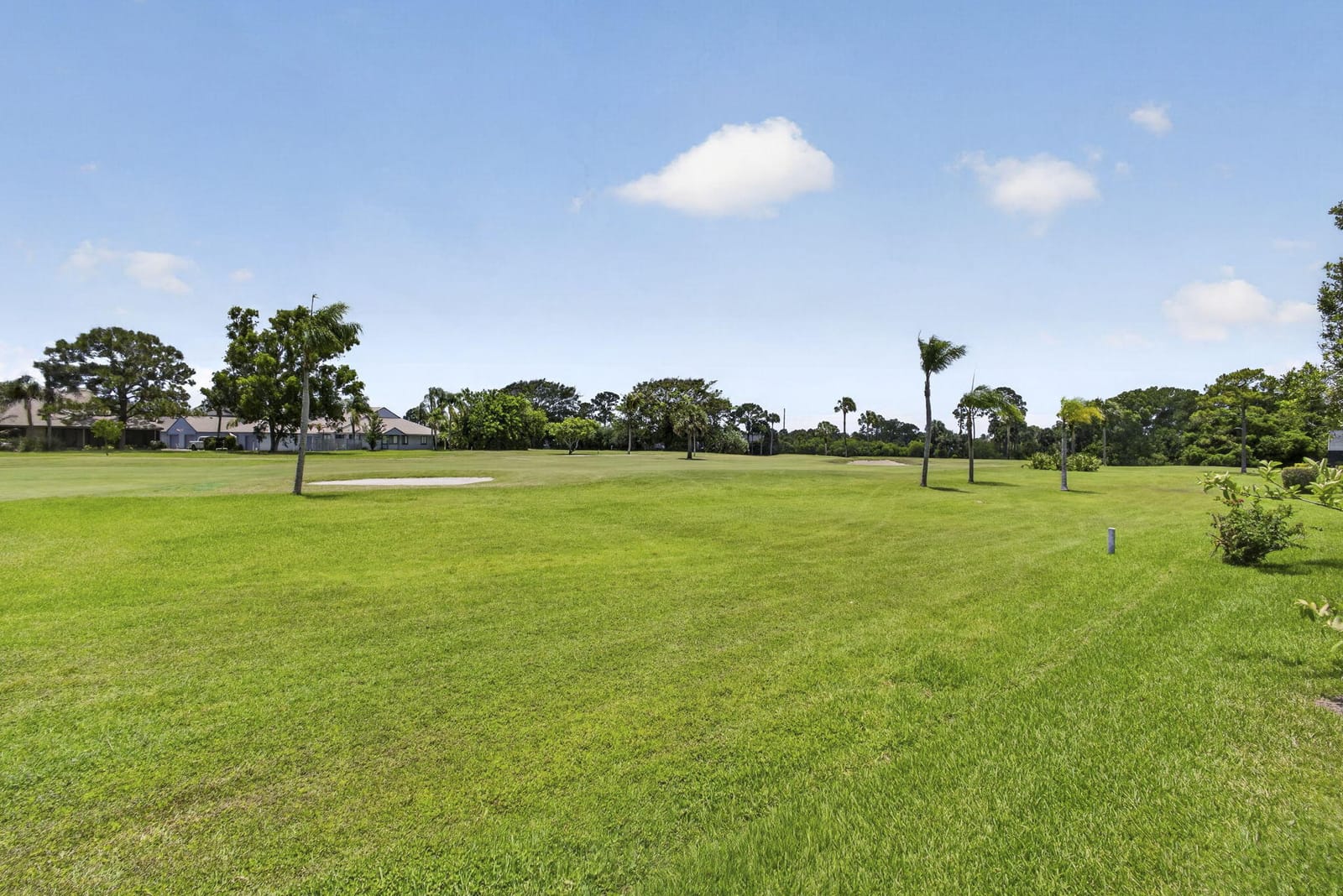 5954 SE Franklin Place, Hobe Sound, FL 33455 photo 4