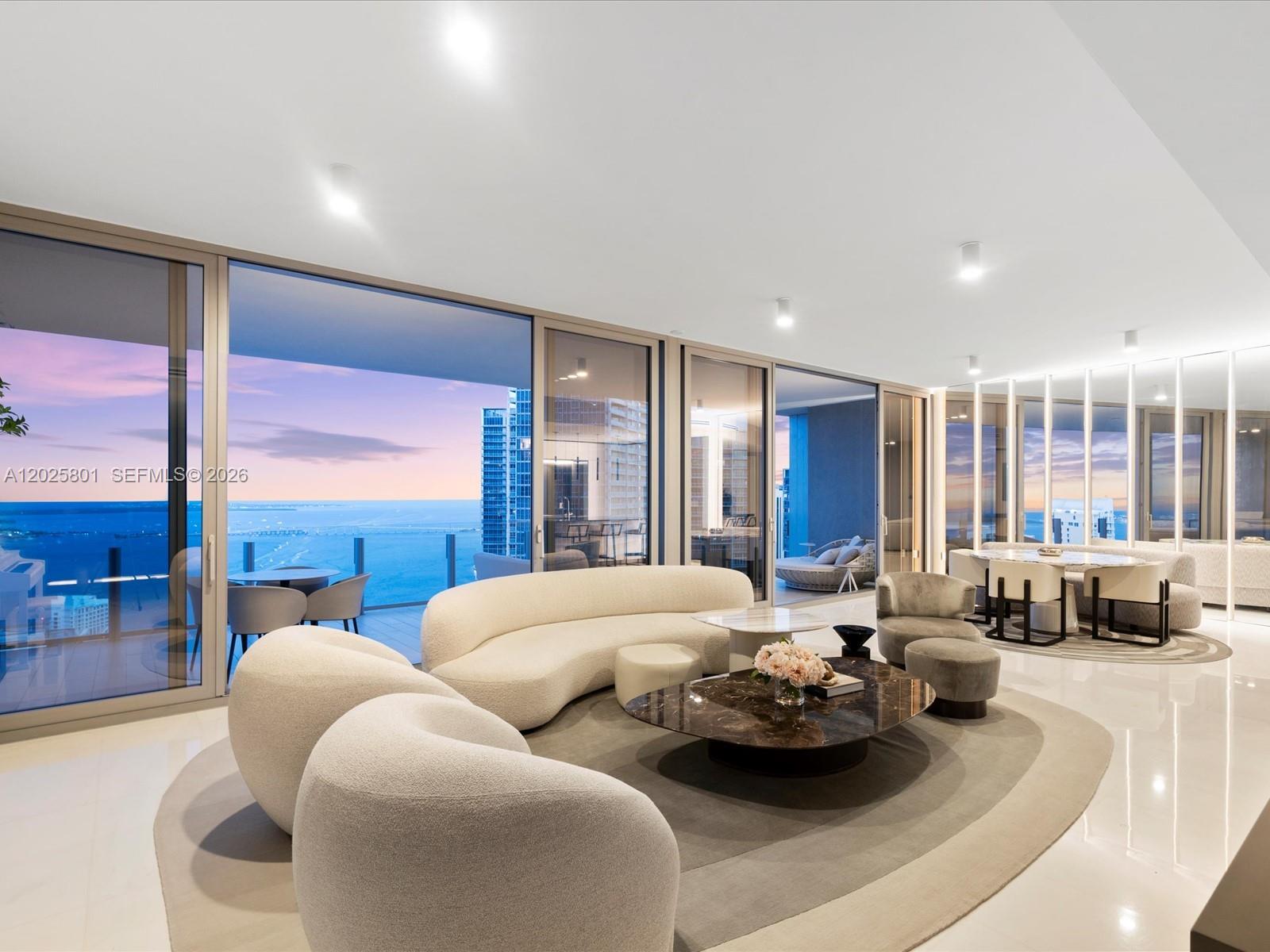 300 Biscayne Boulevard Way 4502E, Miami, FL 33131, Miami