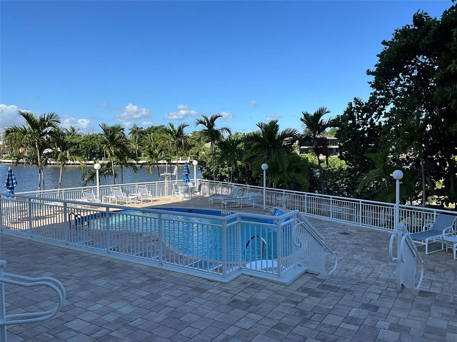 511 Bayshore Drive 405, Fort Lauderdale, FL 33304 photo 11