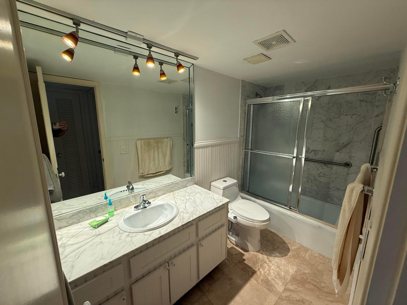 511 Bayshore Drive 405, Fort Lauderdale, FL 33304 photo 6