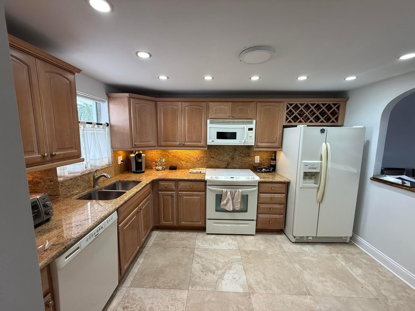 511 Bayshore Drive 405, Fort Lauderdale, FL 33304 photo 7