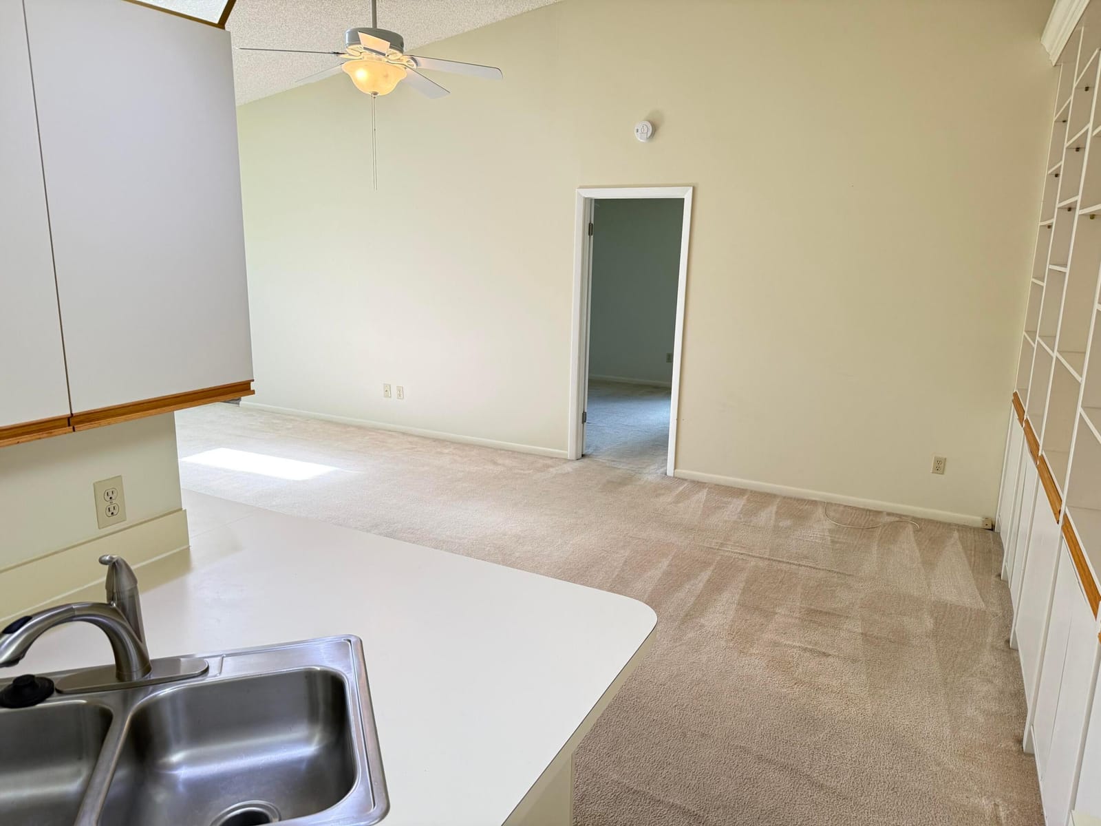 8228 SE Croft Circle J-8 — photo 6