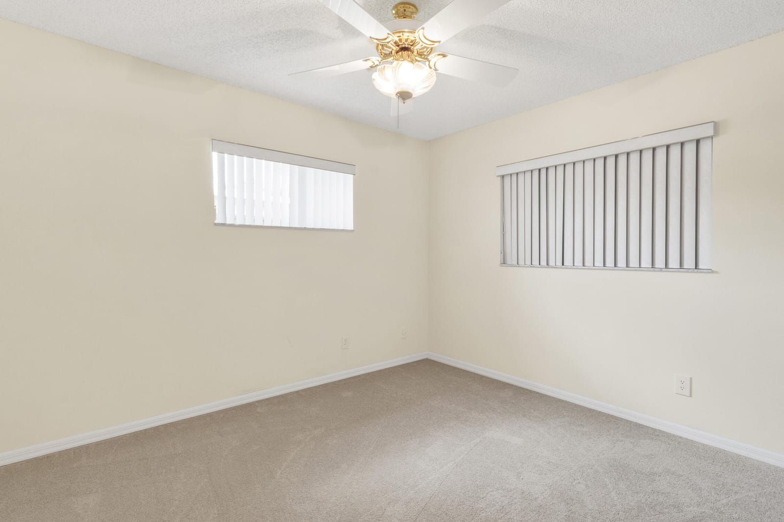 590 26th Court, Vero Beach, FL 32962 photo 13