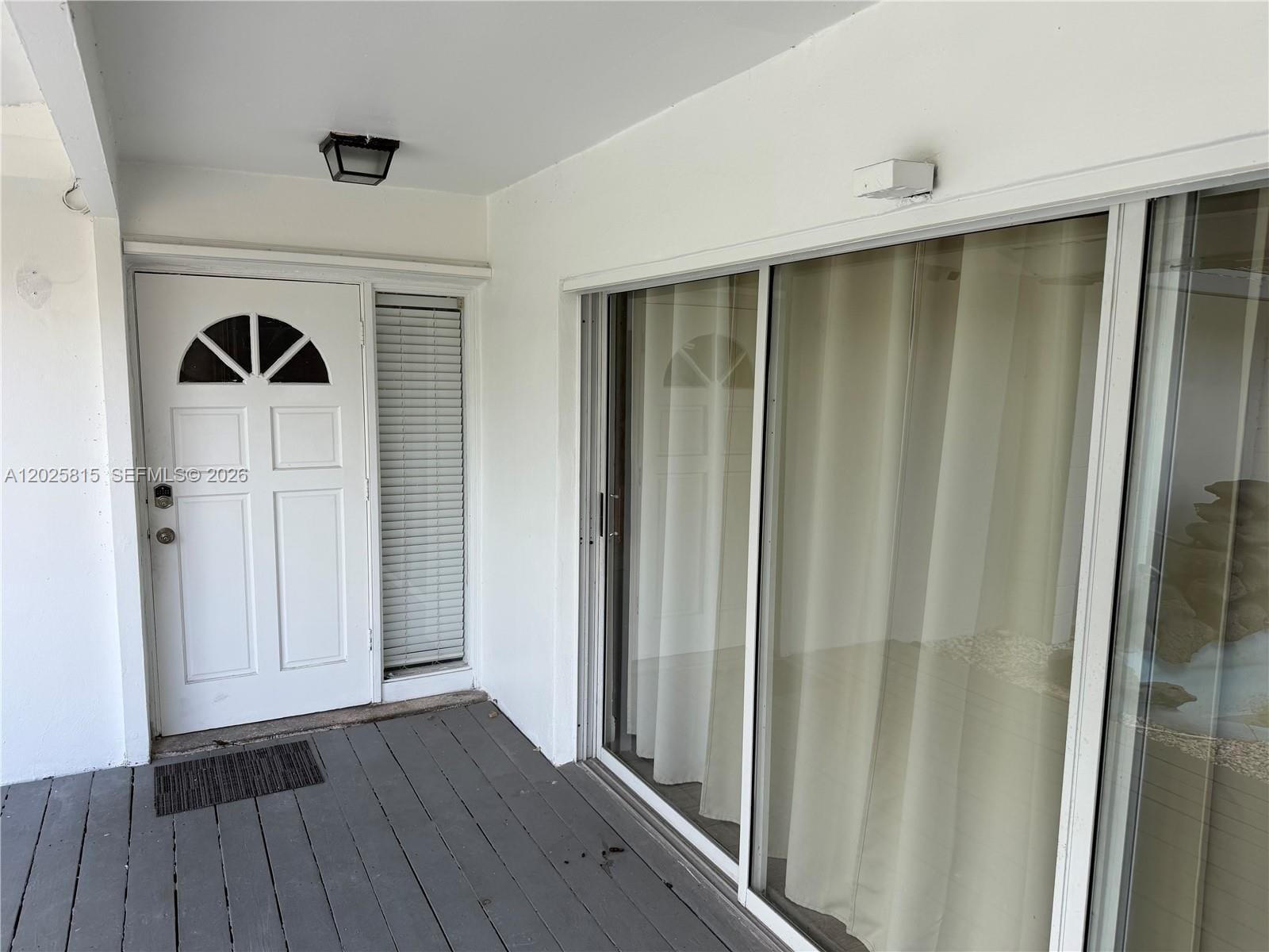 19640 Lenaire Drive — photo 2