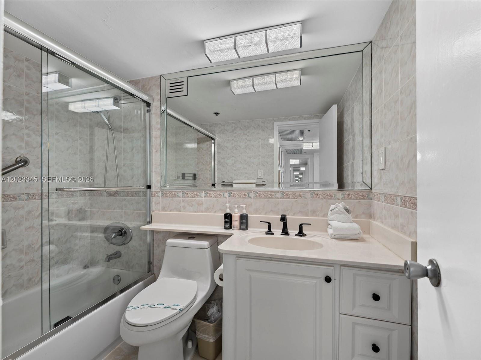 5225 Collins Avenue 1509 — photo 10