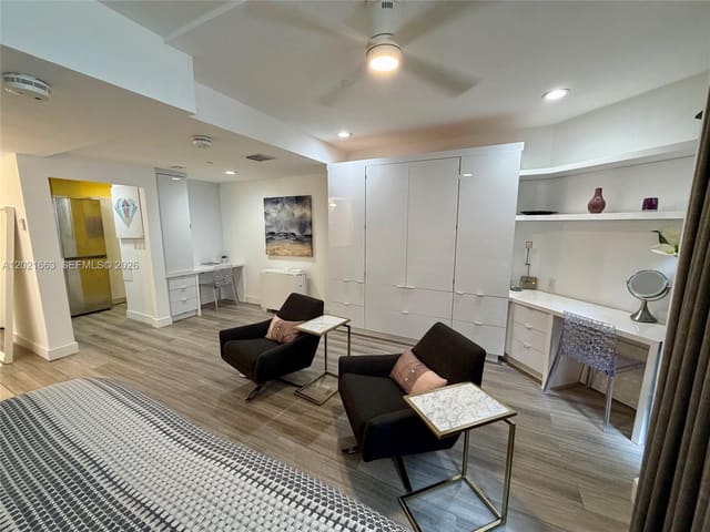 3000 Island Boulevard 122-123, Aventura, FL 33160