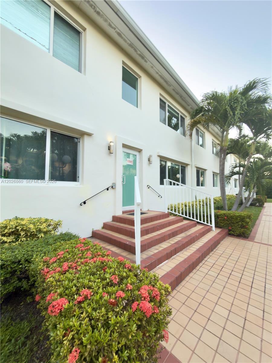 1045 94th Street 4, Bay Harbor Islands, FL 33154, Bay Harbor Islands