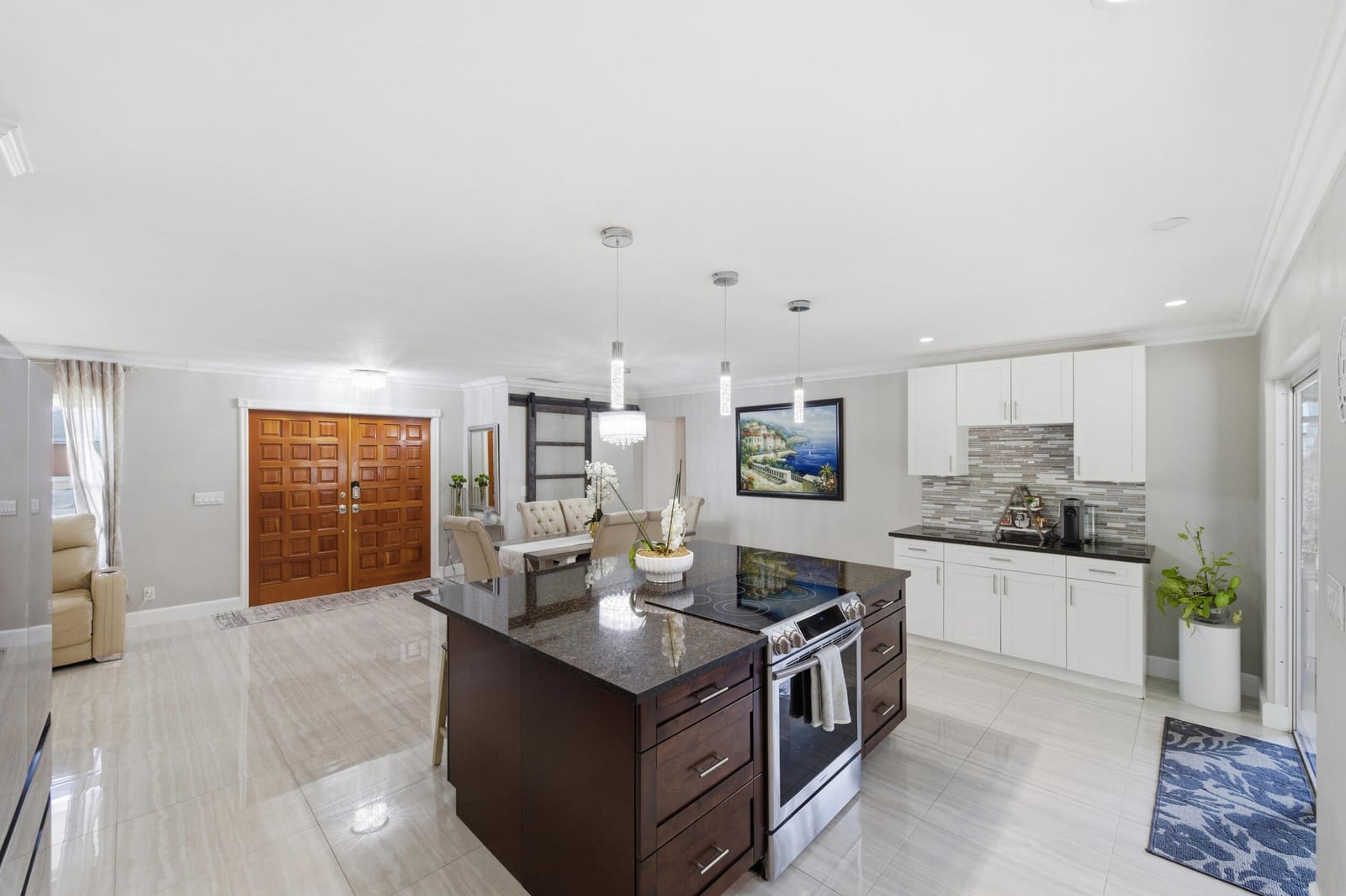 55 W Cypress Road — photo 12