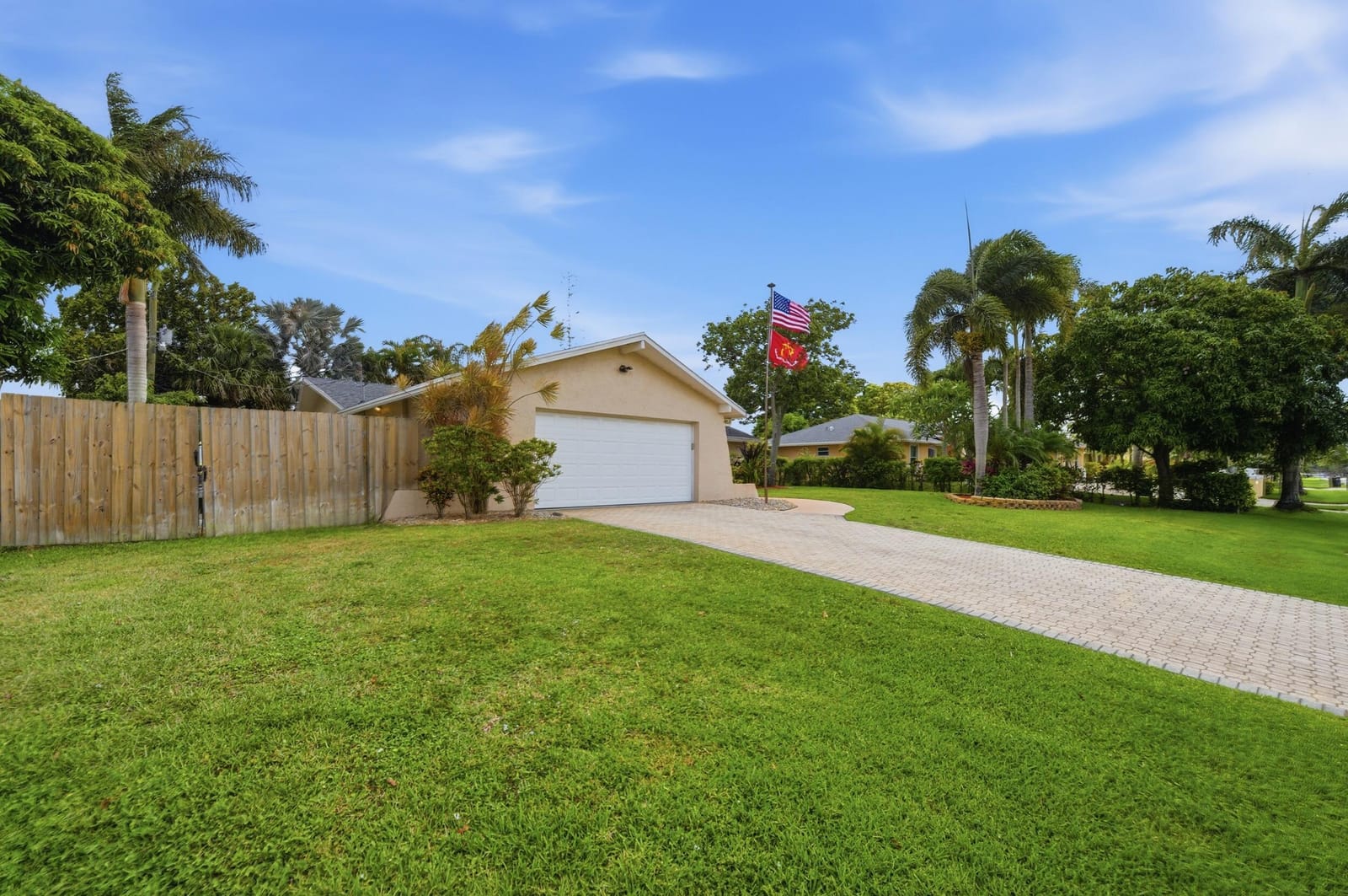 55 W Cypress Road — photo 4