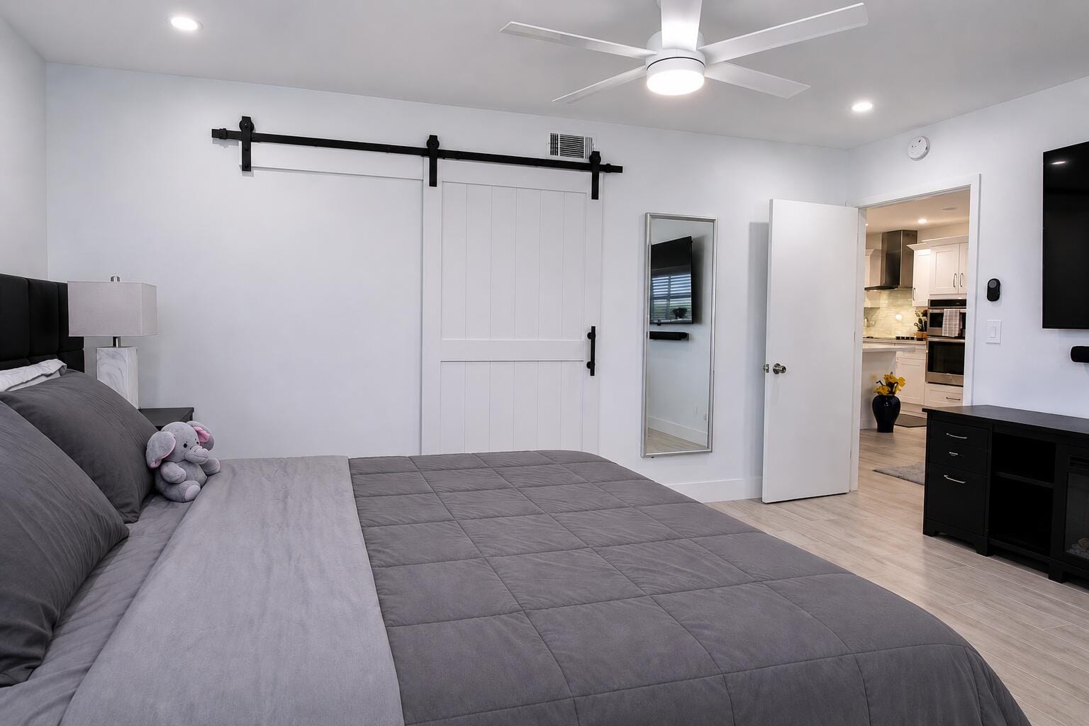 7787 Golf Cir Drive 301, Margate, FL 33063 photo 11