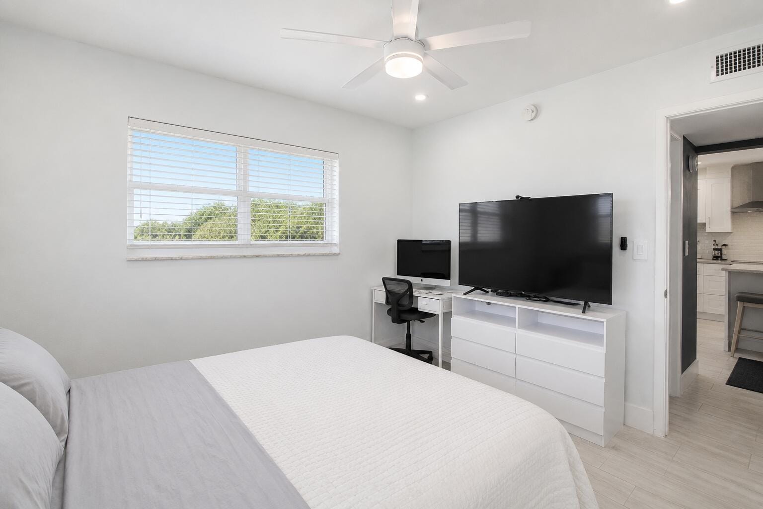 7787 Golf Cir Drive 301, Margate, FL 33063 photo 17