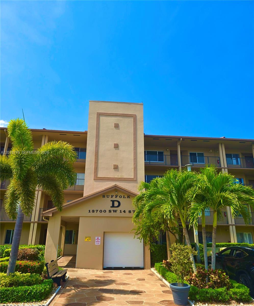 13700 SW 14th Street 411D, Pembroke Pines, FL 33027, Pembroke Pines
