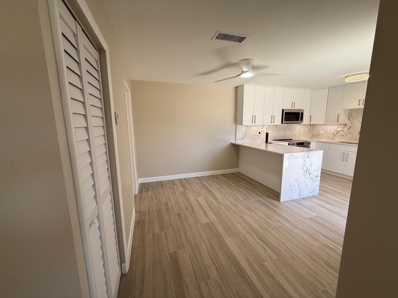79 Lake Arbor Drive 79, Palm Springs, FL 33461 photo 3
