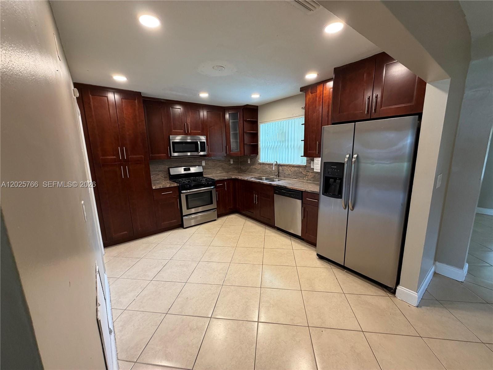 3241 Pierce Street — photo 2