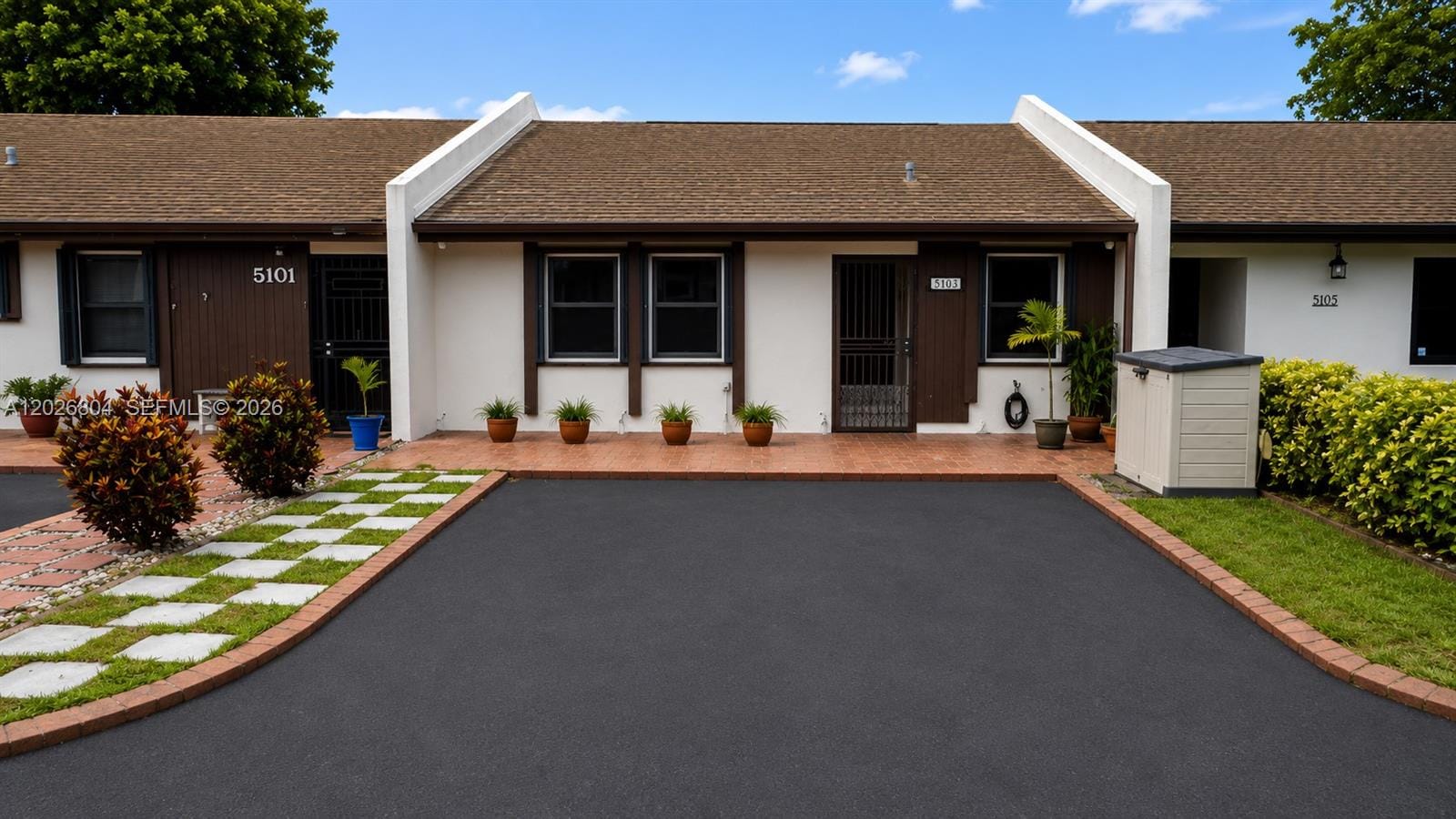 5103 SW 138th Ave Circle, Miami, FL 33175