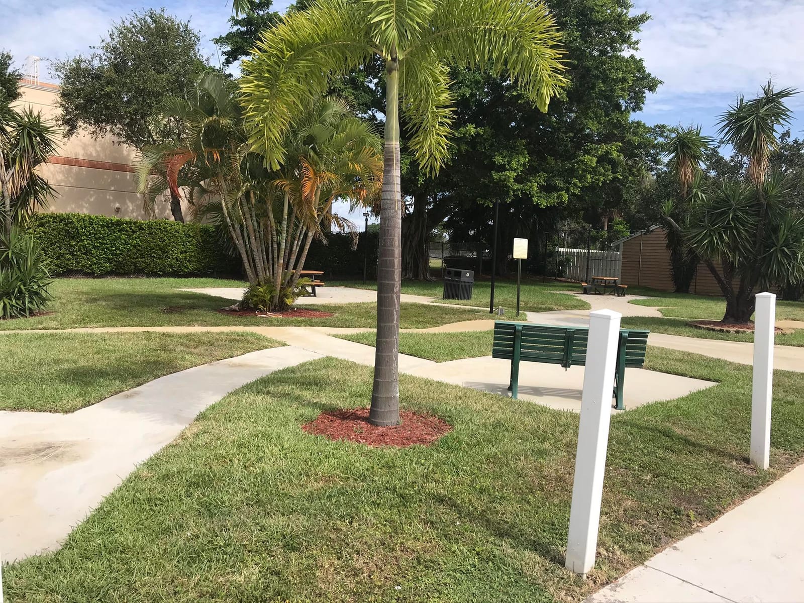 1534 Royal Forest Court, West Palm Beach, FL 33406 photo 2