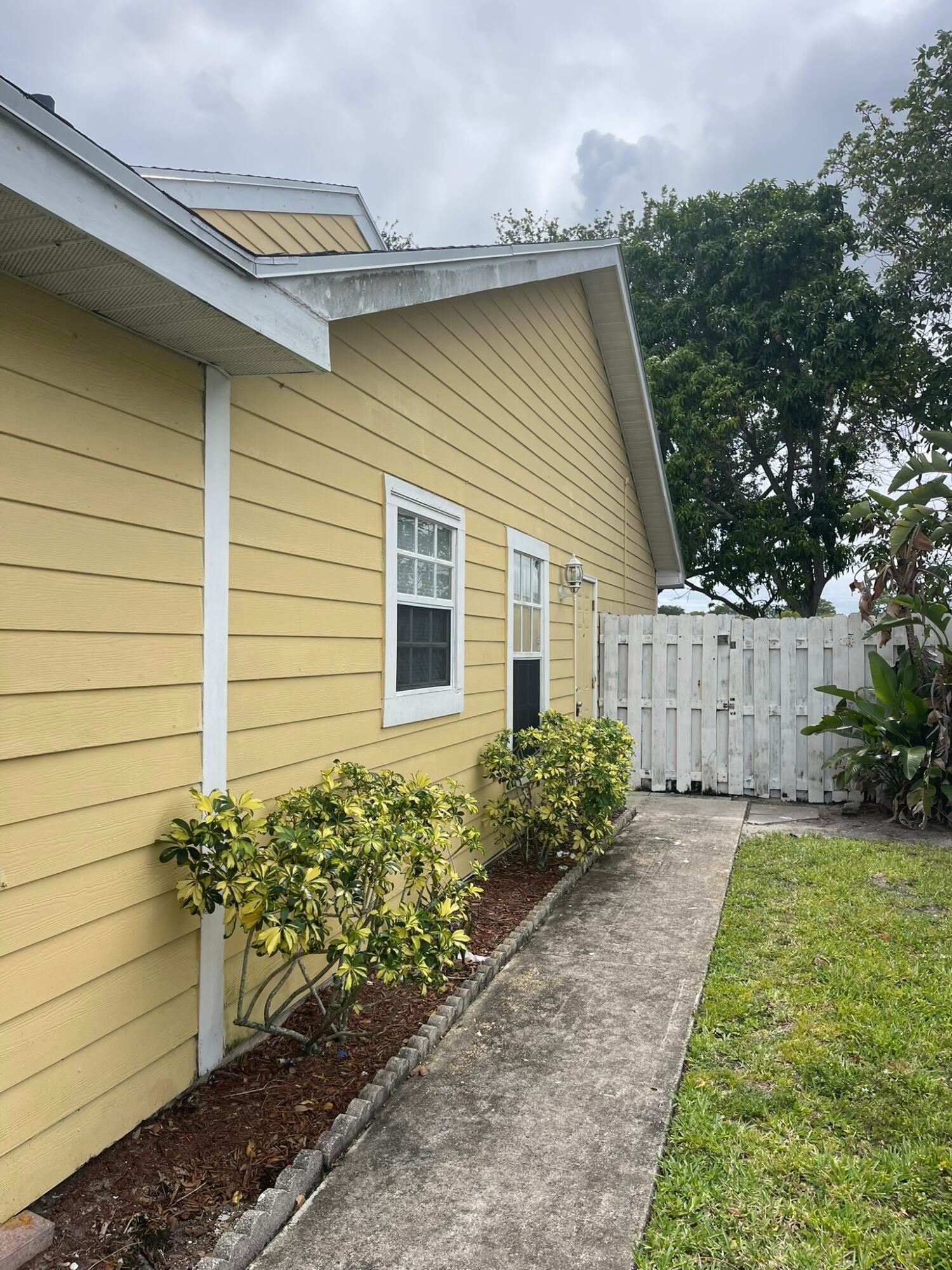 1534 Royal Forest Court, West Palm Beach, FL 33406 photo 16