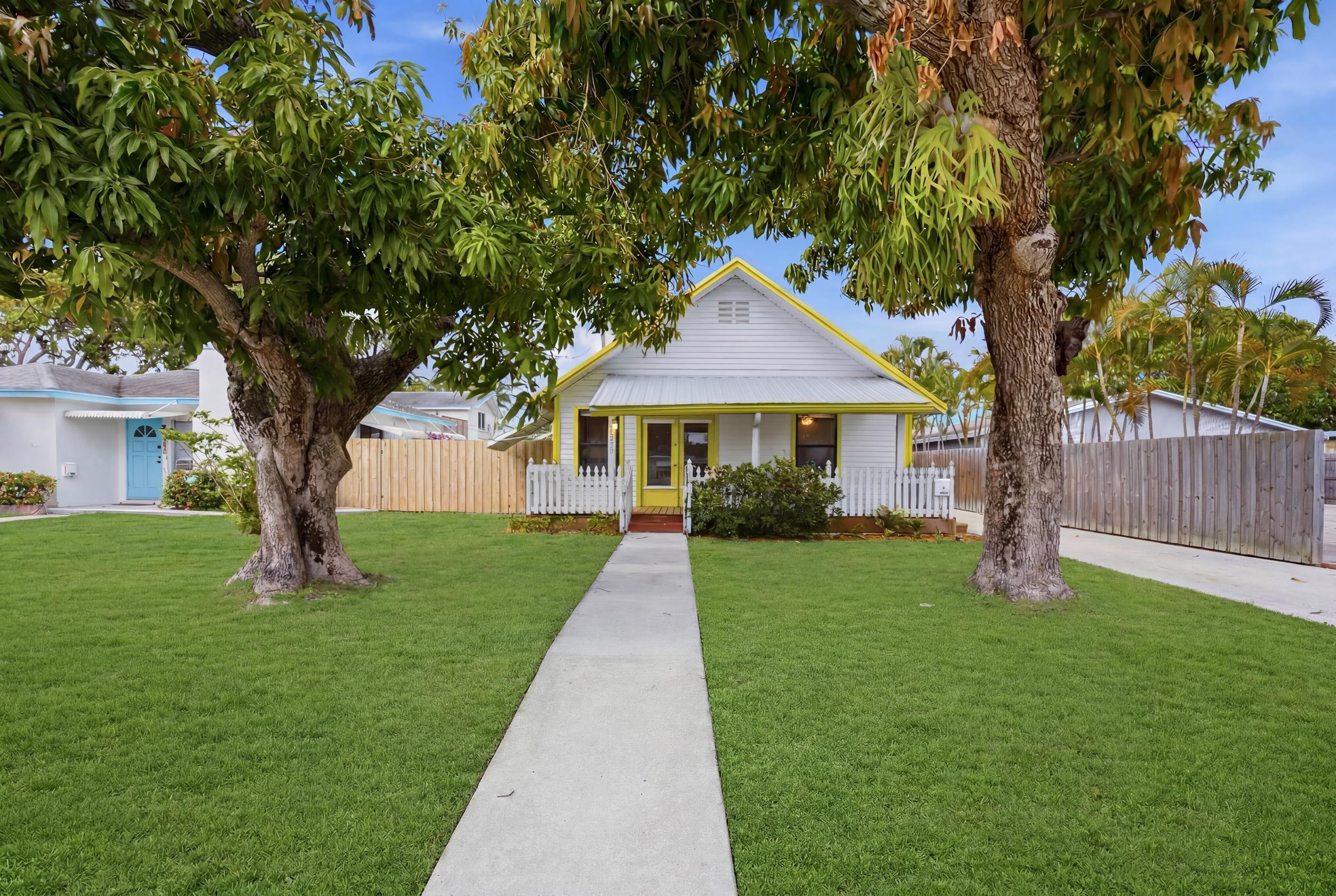 1021 S N Street, Lake Worth Beach, FL 33460, Lake Worth Beach