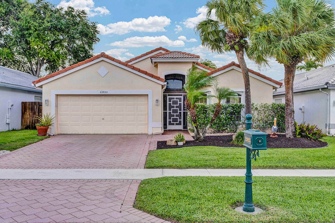 22925 Sterling Lakes Drive, Boca Raton, FL 33433 photo 2