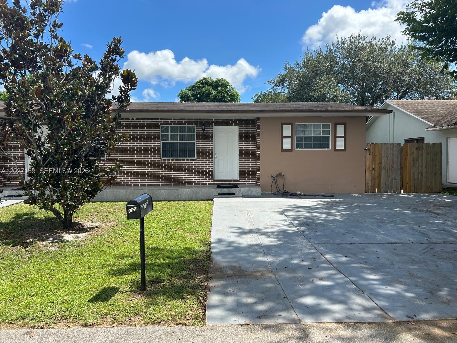 1923 SW 99th Terrace, Miramar, FL 33025, Miramar