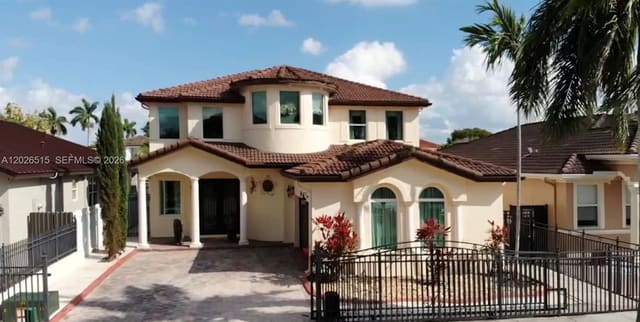 1065 SW 150th Place, Grand Lakes, Miami, FL