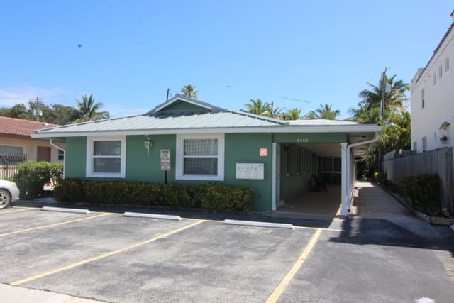 4440 Bougainvilla Drive 4b, Lauderdale-By-The-Sea, FL 33308