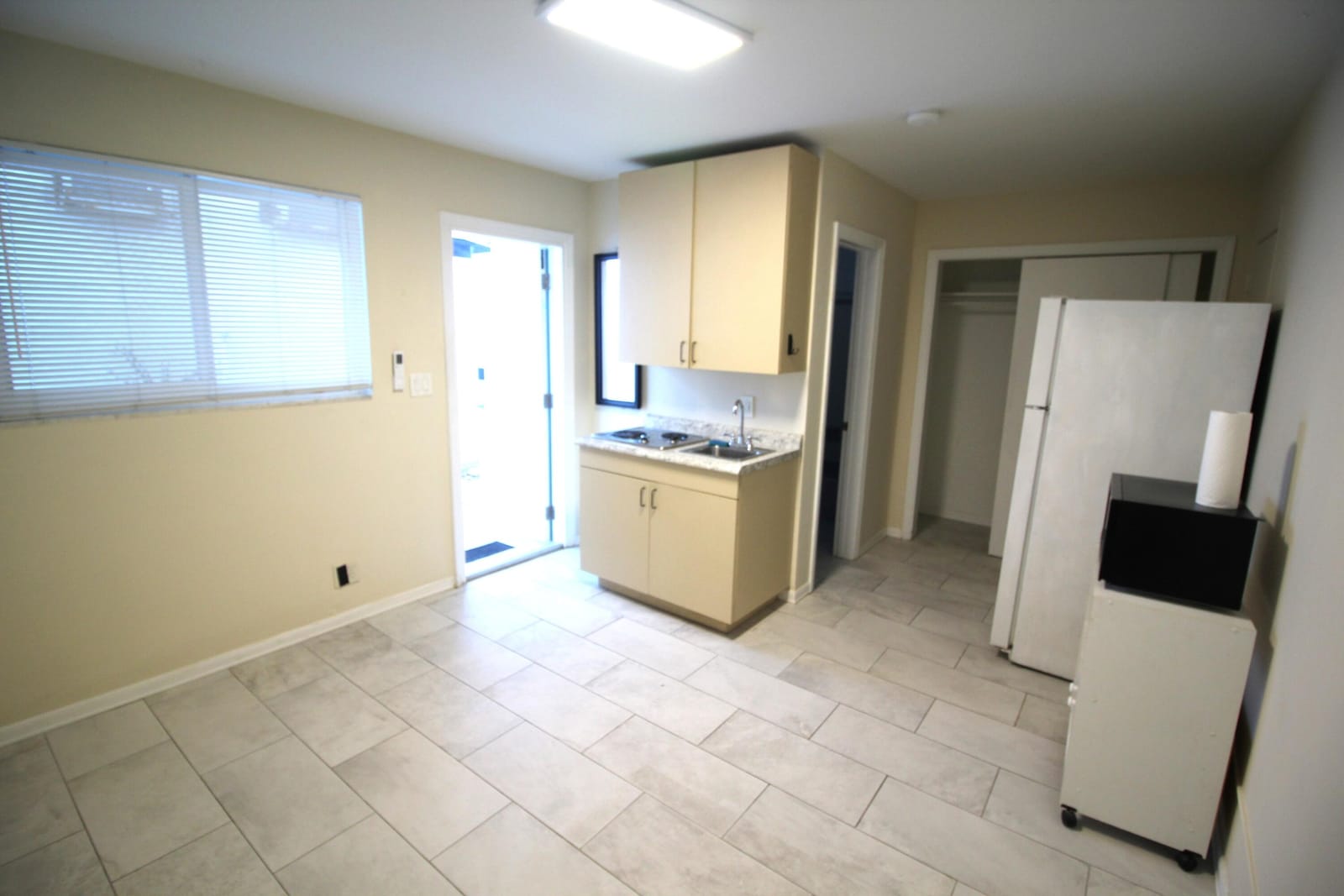 4440 Bougainvilla Drive 4b — photo 5