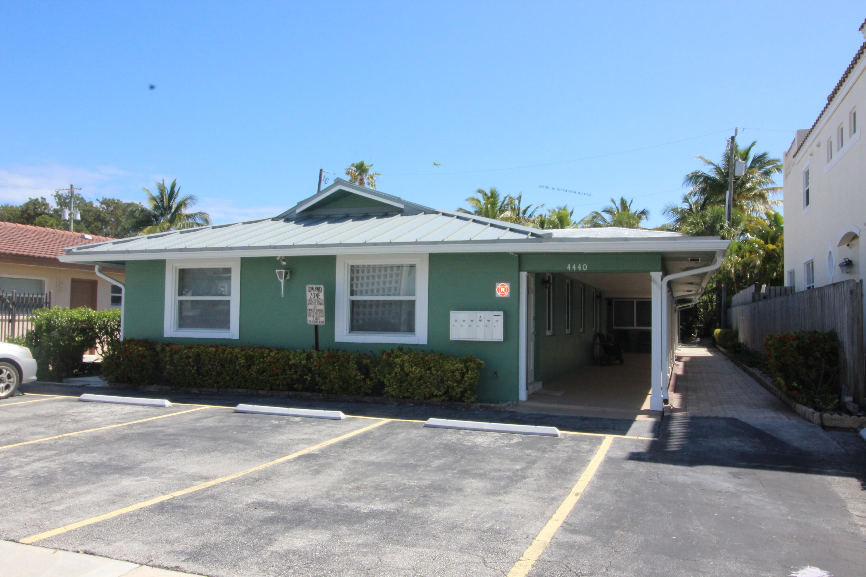 4440 Bougainvilla Drive 4b, Lauderdale-By-The-Sea, FL 33308, Lauderdale By The Sea