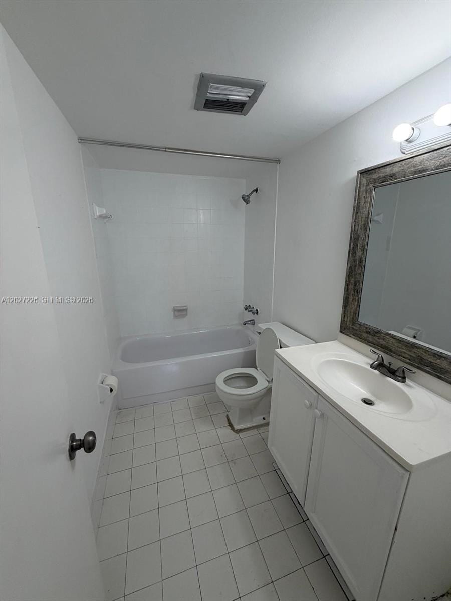 15205 NE 6th Avenue D303 — photo 9