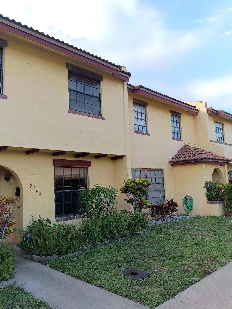 2768 NW 47th Lane 2803, Lauderdale Lakes, FL 33313, Lauderdale Lakes