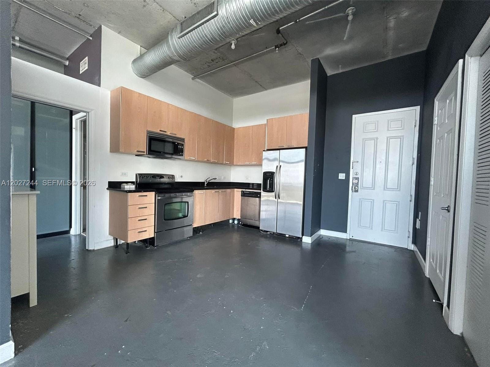2100 Van Buren Street 506 — photo 3