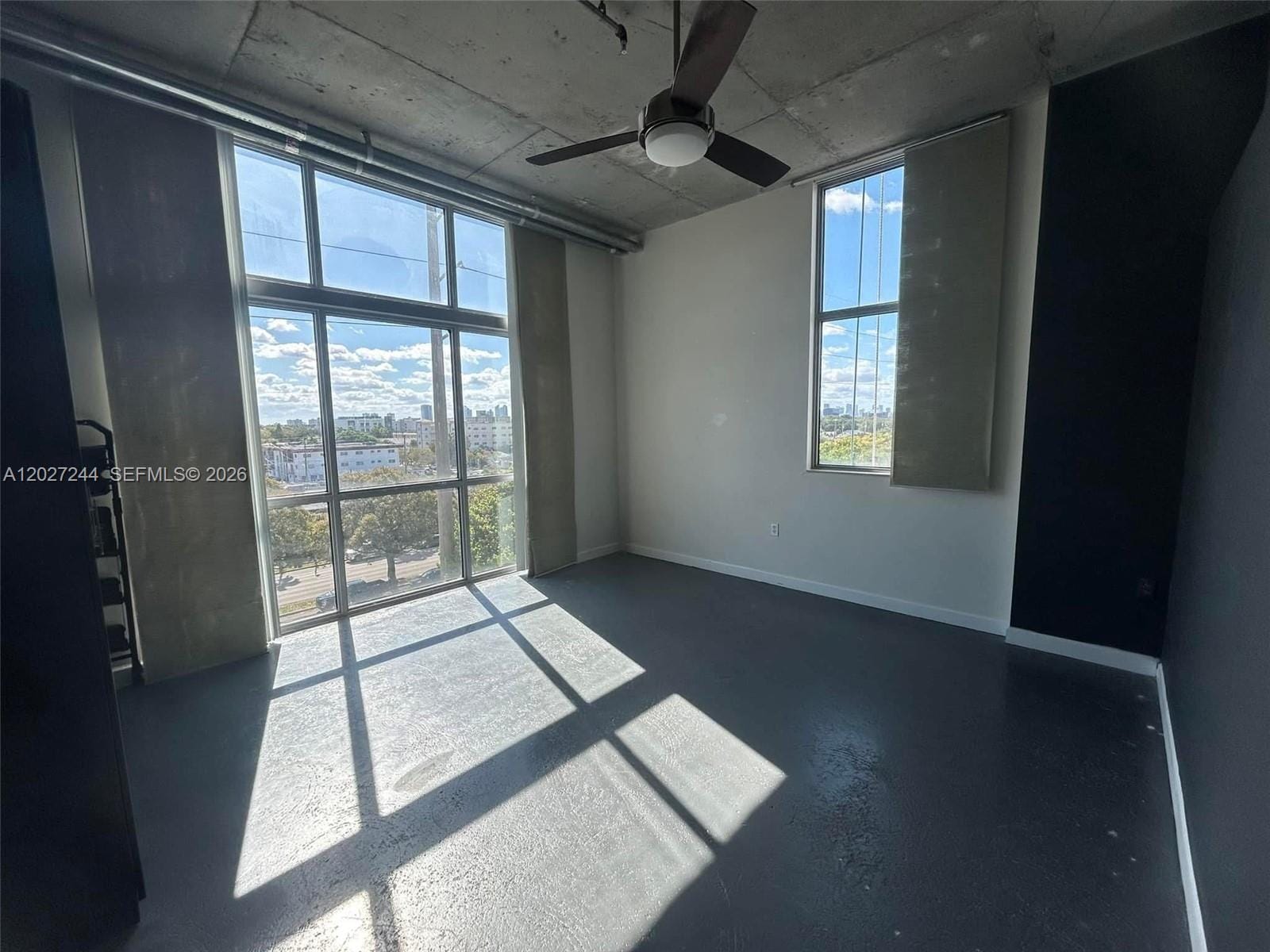 2100 Van Buren Street 506 — photo 5