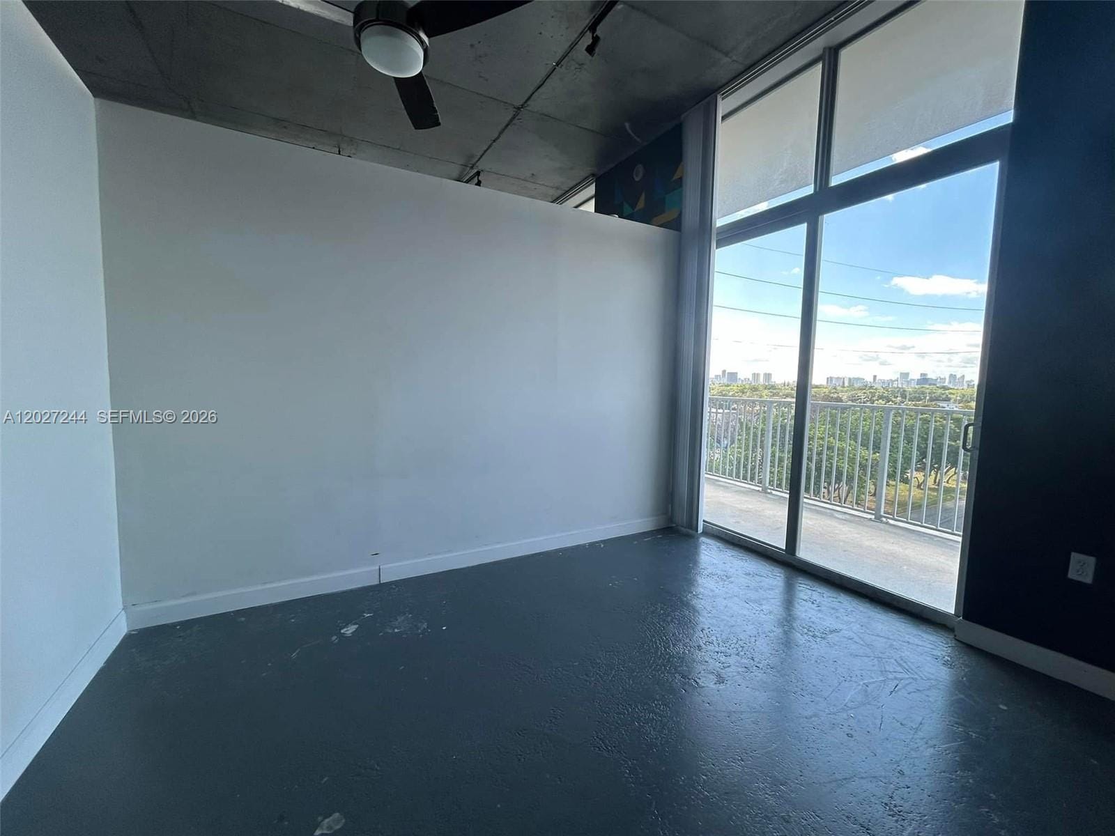 2100 Van Buren Street 506 — photo 6